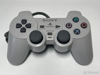 PlayStation 1 FAT SPCH-7502 + 3 ovládače + memory card - 8