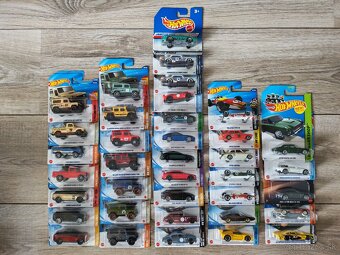 Zbierka Hot Wheels - 8
