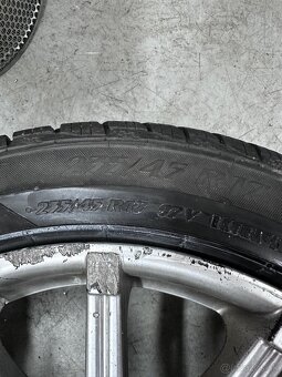 235/45 R17 - 8