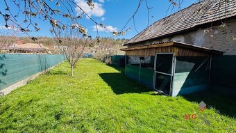 Na predaj rodinný dom vo V. Uherciach – pozemok 853 m2 – rek - 8