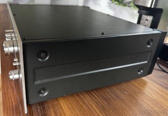 Kenwood KT8300 HiFi Vintage Tuner - 8