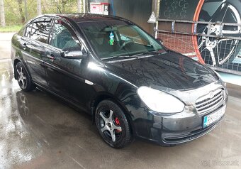 Hyundai accent 1.4 16v - 8