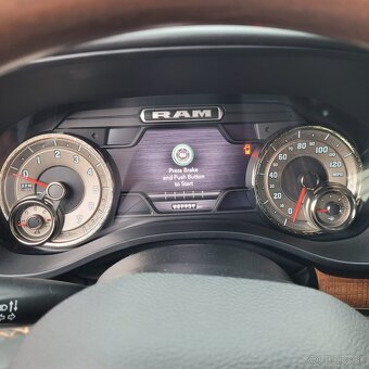 DODGE RAM 1500 5,7 HEMI LONGHORN odpočet DPH - 8