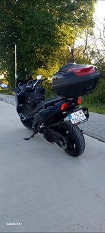 Yamaha Tmax 530 DX - 8
