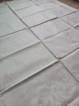 Damaskove obrusy - 8