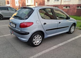 Peugeot 206 - 8