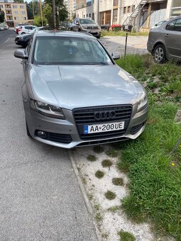Audi A4 B8 - 8