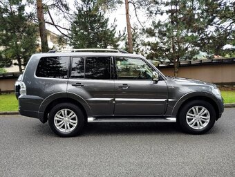 MITSUBISHI PAJERO WAGON 3.2DI-D DIAMOND EDITION. - 8