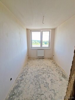NOVOSTAVBA - PREDÁM 3 IZBOVÝ BYT S VEĽKOU LOGGIOU - 8