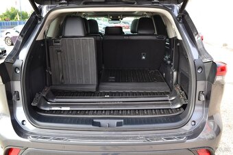 Toyota Highlander 2,5 Hybrid Dynamic Force AWD E-CVT - 8