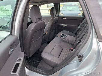 Volvo V50 1.8i kombi, integrované dětské sedačky - 8