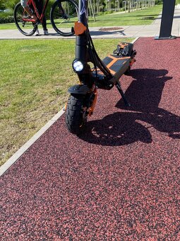 Elektricka koloběžka kugoo kirin g2 max - 8