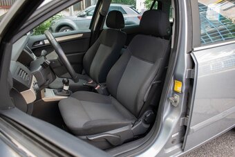 Opel Astra Caravan 1.7 CDTi 110k Essentia - 8
