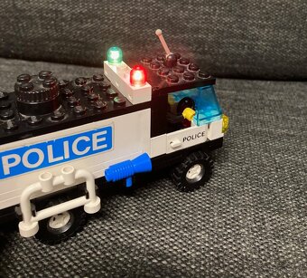 LEGO - 8