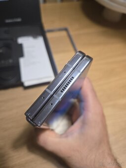 Predám Samsung Galaxy Z Fold5– Dual SIM, 12 GB - 8