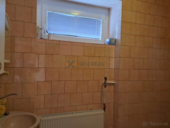 Veľkometrážny, 2-izbový byt so záhradou a garážou - 8
