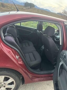 Skoda Octavia II - 8