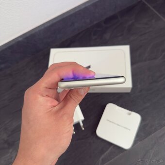 IPHONE 11 | 64GB | WHITE | 82% - 8