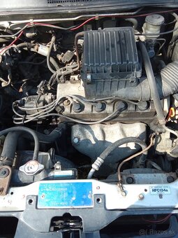 Predám Hondu HRV 16/77 kv - 8
