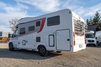 Autokaravan 2022 Bürstner IXEO 726G – Plne vybavený 🚐✨ - 8