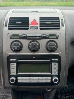 Volkswagen Touran 1.9 TDi , 7 miestny - 8