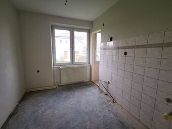 41170-Zrekonštruovaný 2,5 izbový byt Tvrdomestice, 54 m2 - 8