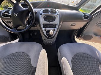 Citroen Xsara Picaso - 8