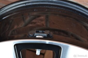 5x112 R19 Hlinikove disky Original Mercedes EQC GLC - 8