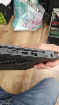 Dell Latitude 5490 i5 8gen,16GB RAM ssd - 8