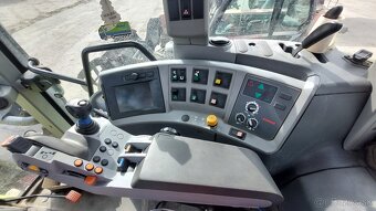 Claas Axion 810 - 8