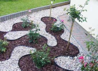 Plastový neviditeľný obrubník. - 8