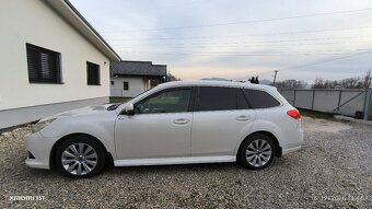 Subaru Legacy - 8