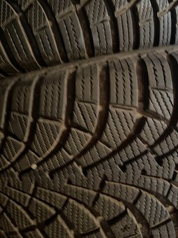 zimne pneu 205/55r16 good year - 8