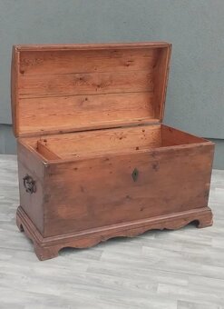 Truhlica starožitná. - 8