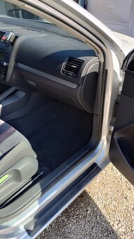 Vw Jetta 1.9 TDI 77 Kw r.v.2005 - 8