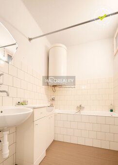 HALO reality - Predaj, rodinný dom Dvory nad Žitavou, dvojiz - 8