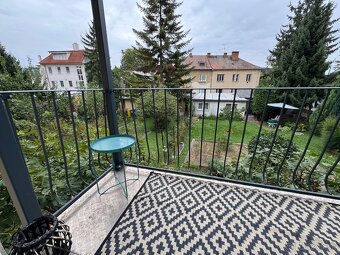 Pracujete v centre? Vkusný byt ihneď voľný ... - 8