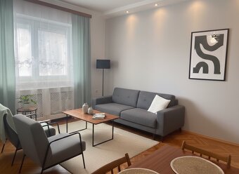 Priestranný podpivničený rodinný dom v Zlatých Moravciach – - 8