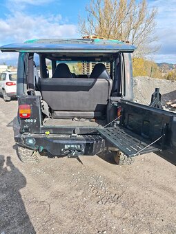 Jeep Wrangler 4.0 - 8