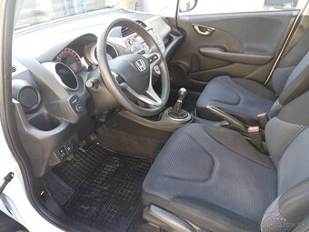 Honda Jazz 73000km benzin - 8