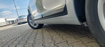 Citroën C4 comford 1.4.benzín 134000km - 8