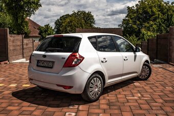 Kia Ceed 1.6 CRDi VRT - 8