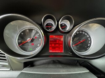 Opel Zafira 2013 - 8