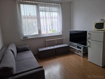 Novinka:1.izbový byt po rekonštrukcii v Holíči-len u nás - 8