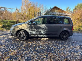 Volkswagen Touran 1.9 TDI 77 kW – DSG - 8