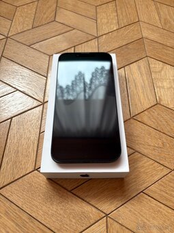iPhone 14 128GB - 8