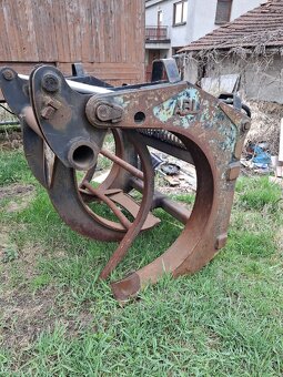 JCB 411 - 8
