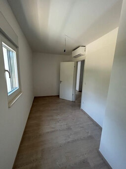3 izb, Makarska, garážové miesto v cene, bazén, súkromná rez - 8