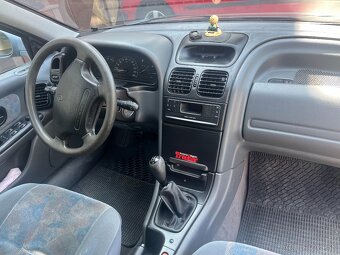 Renault Laguna kombi 83kw - 8