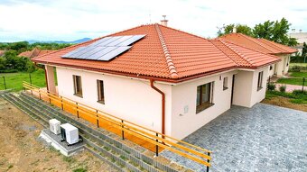Novostavba na predaj , pozemok 665 m2 . Výhradne u nás - 8
